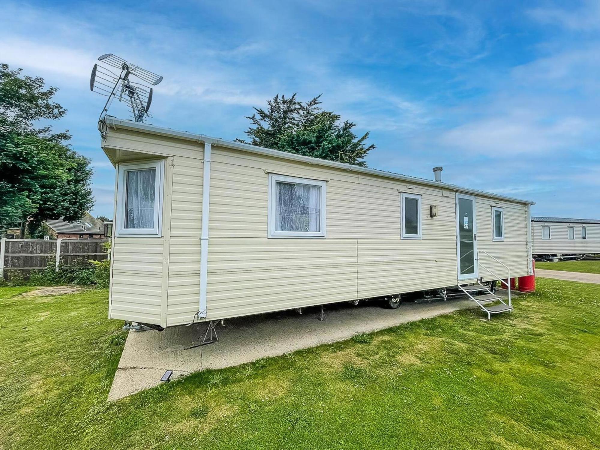 Great Caravan At Breydon Water Holiday Park, Ref 10086B Belton with Browston Екстер'єр фото