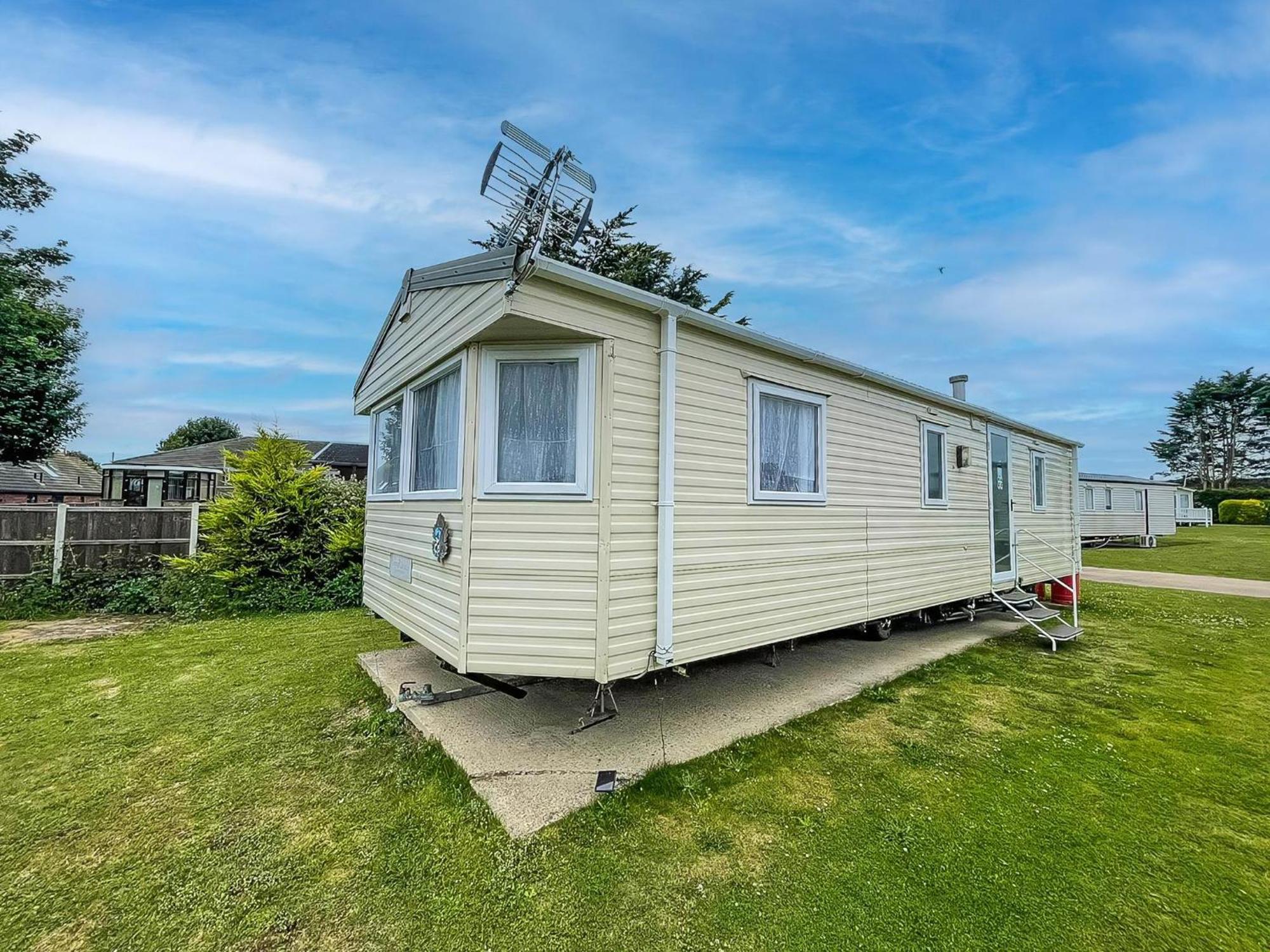 Great Caravan At Breydon Water Holiday Park, Ref 10086B Belton with Browston Екстер'єр фото