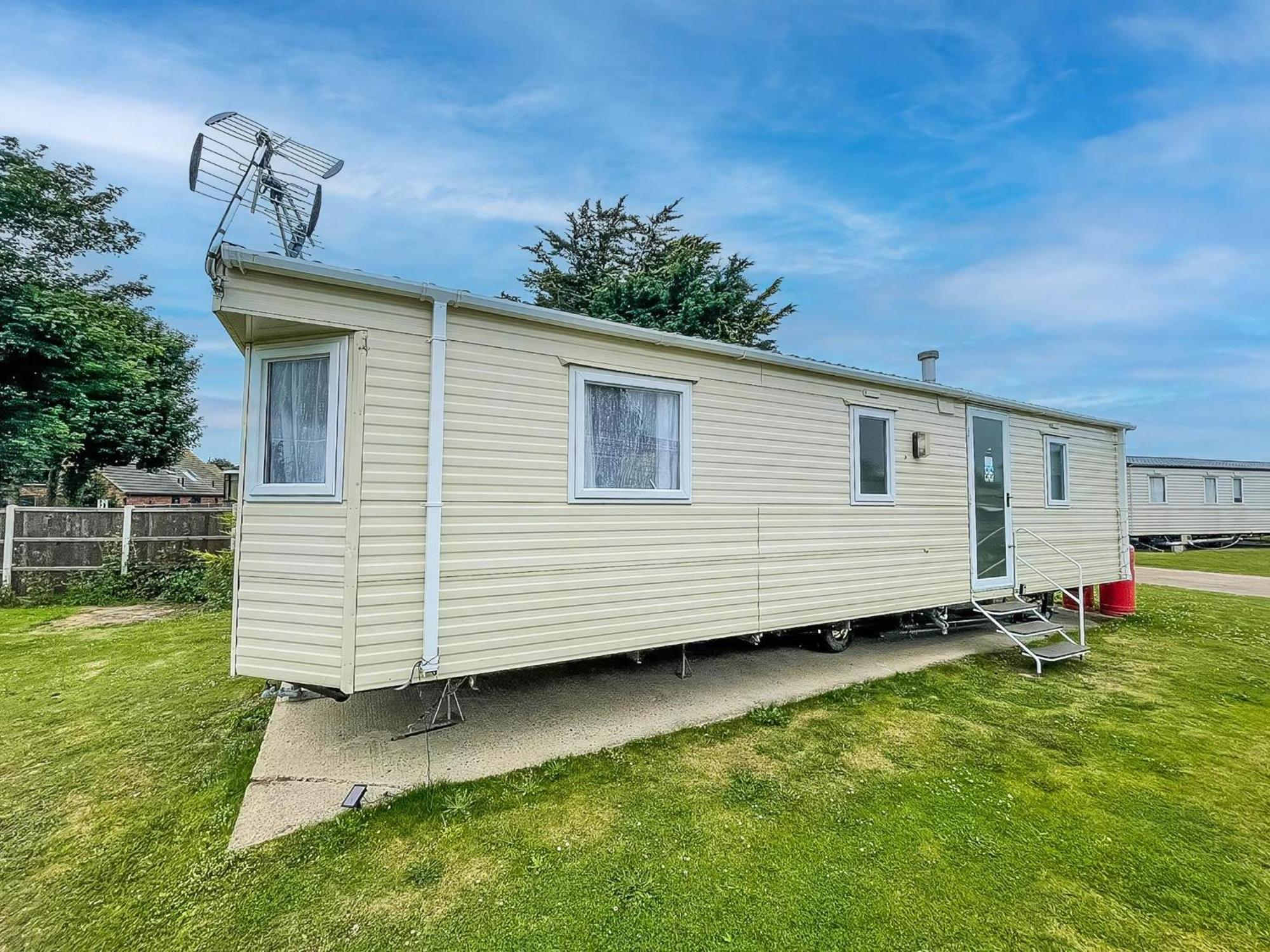 Great Caravan At Breydon Water Holiday Park, Ref 10086B Belton with Browston Екстер'єр фото